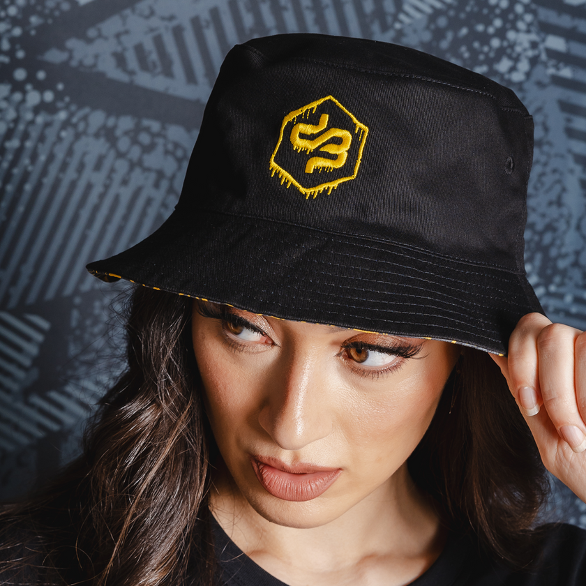 Decibel Savage reversible bucket hat
