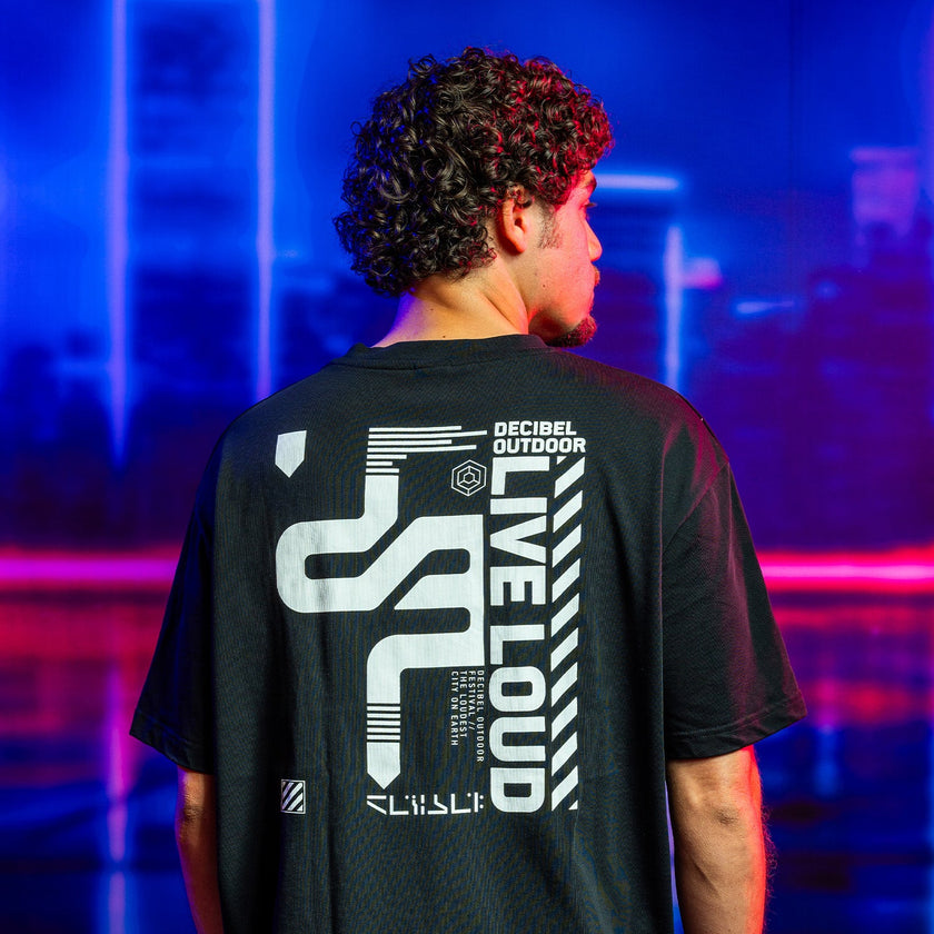 Decibel T-shirt black/white Cosmic