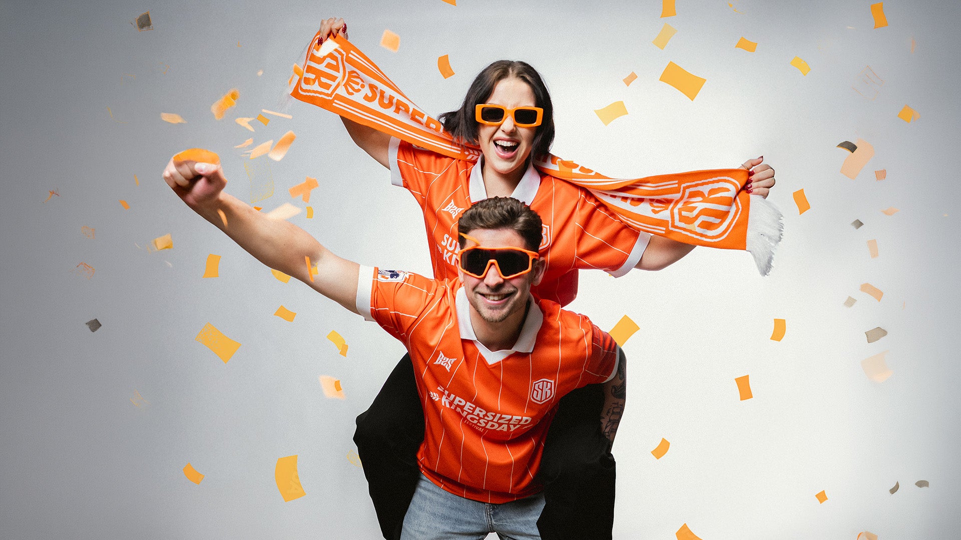 MET KONINGKLIJKE TROTS PRESENTEREN WIJ... image